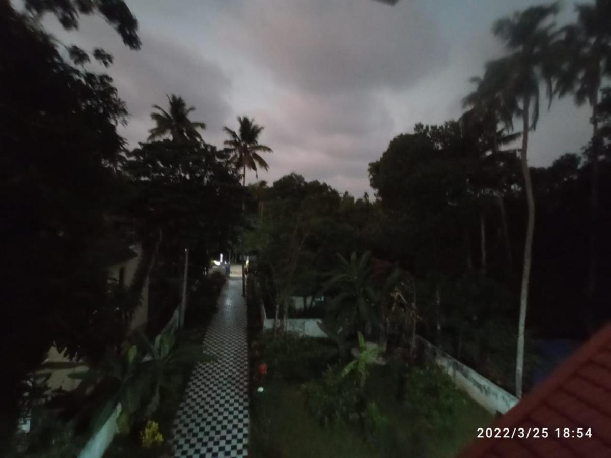 Ferienwohnung Devi Kripa Residency Varkala Exterior foto